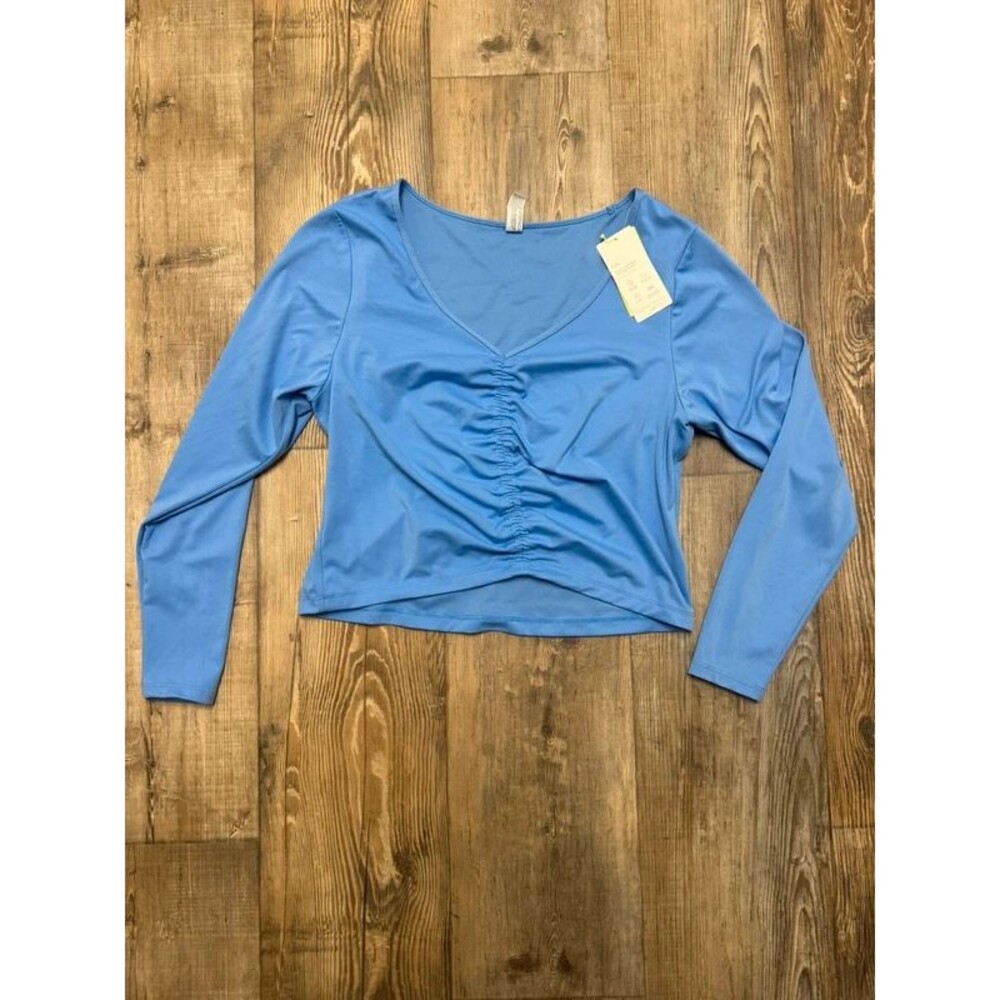 Active top